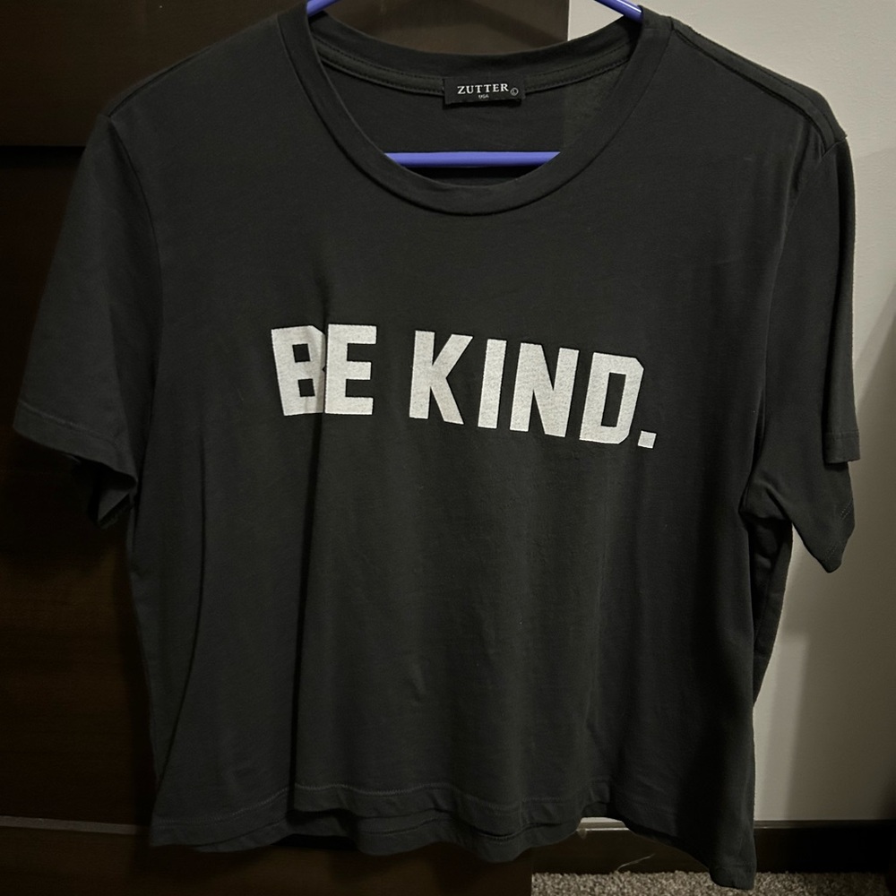 Zutter Black 'Be Kind' Women's Crop Top